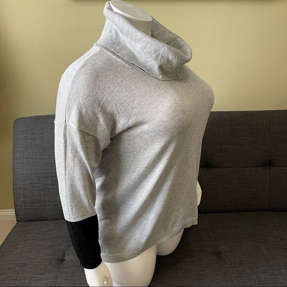 Grey Turtleneck Sweater with Black Cuffs - Picture 3 of 5